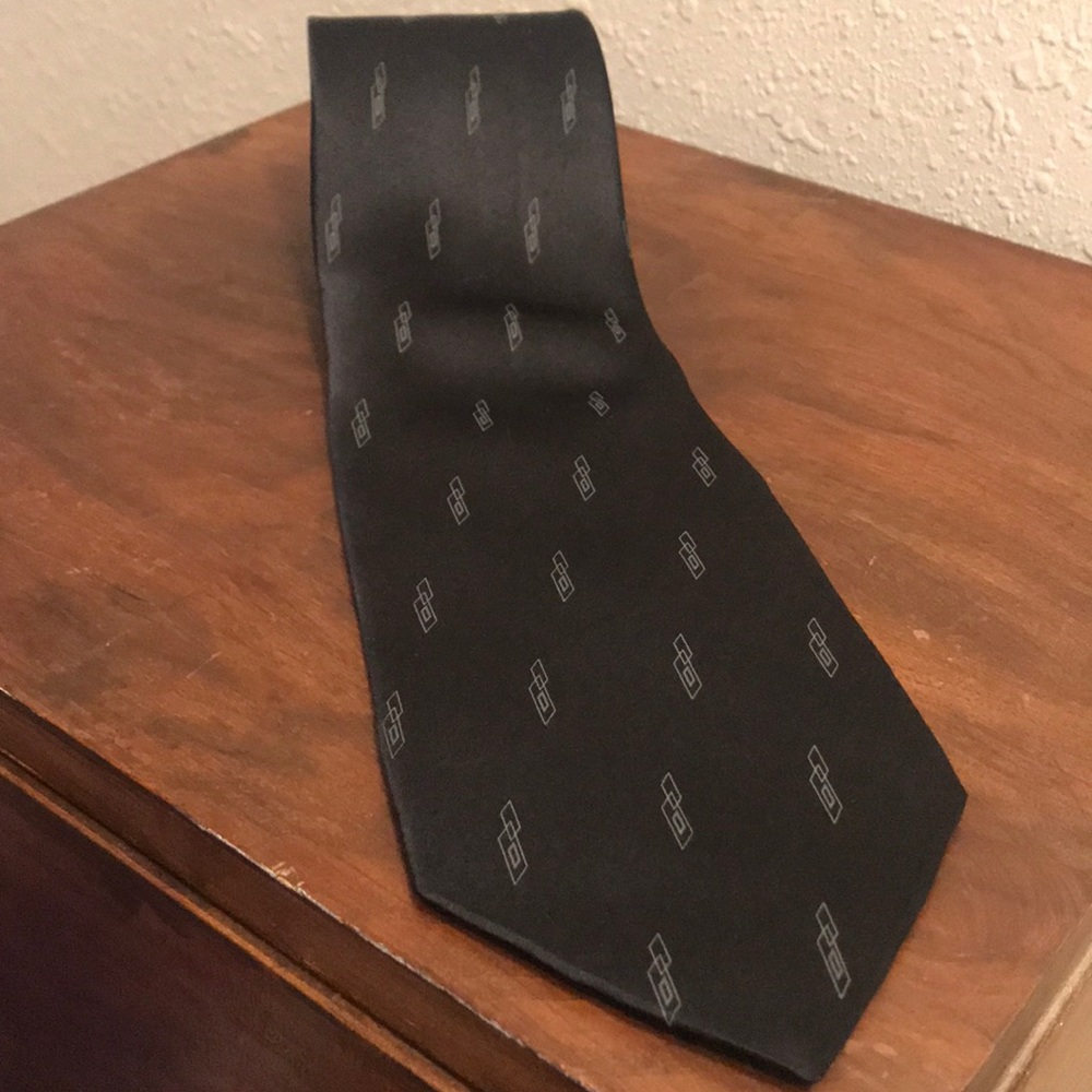 Black Van Heusen Tie with geometric shapes